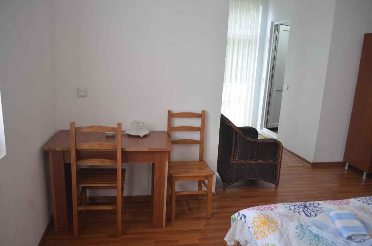 Akhmed Guest House Kvariati Εξωτερικό φωτογραφία