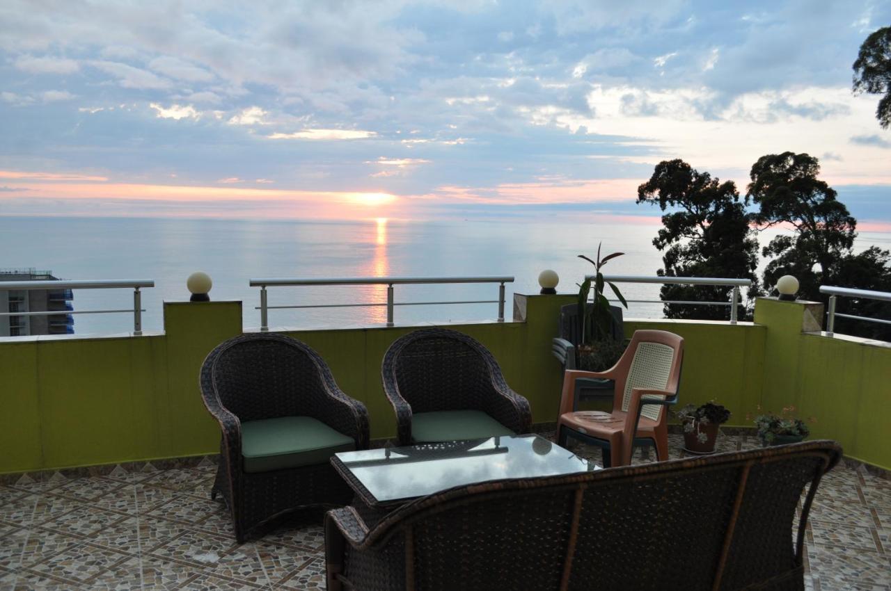 Akhmed Guest House Kvariati Εξωτερικό φωτογραφία