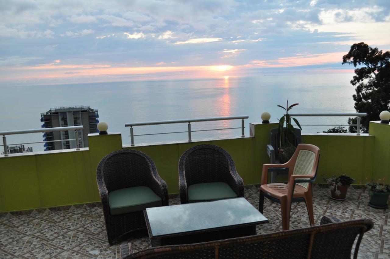 Akhmed Guest House Kvariati Εξωτερικό φωτογραφία
