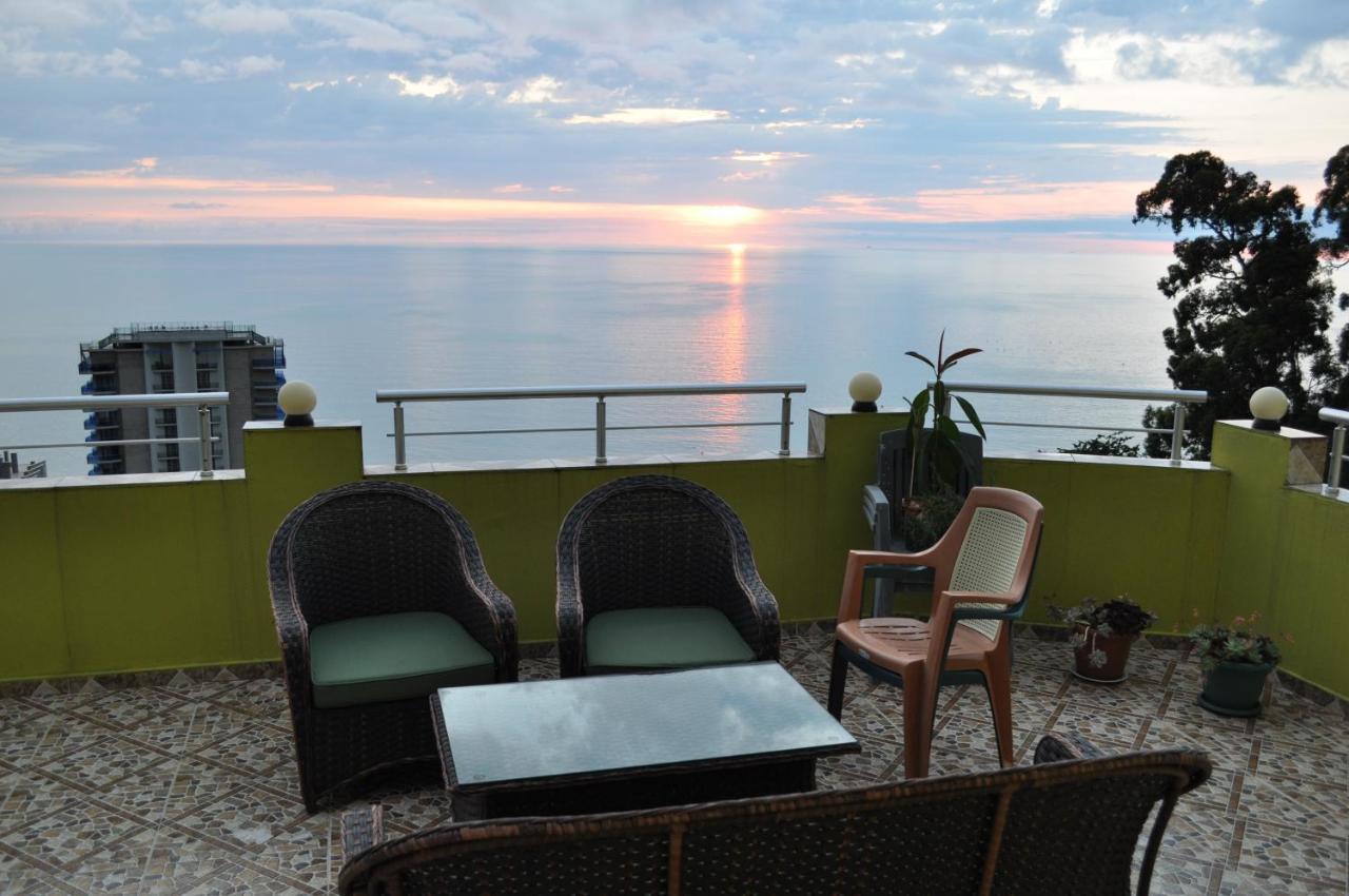 Akhmed Guest House Kvariati Εξωτερικό φωτογραφία