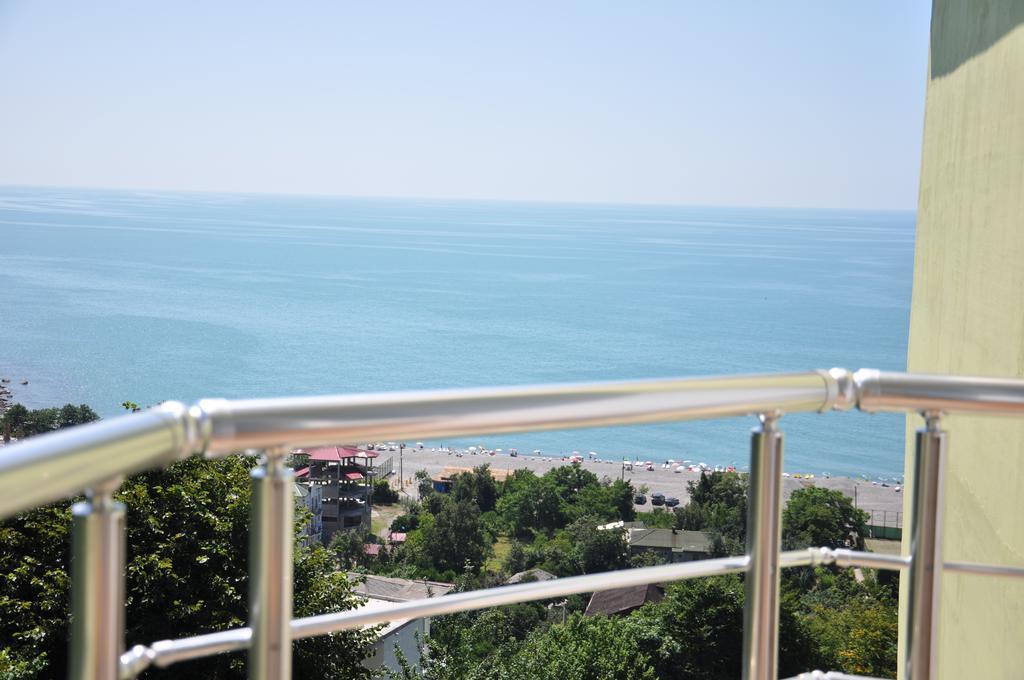 Akhmed Guest House Kvariati Εξωτερικό φωτογραφία