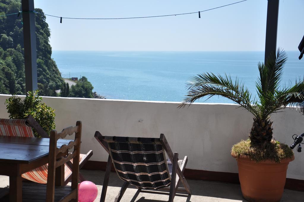 Akhmed Guest House Kvariati Εξωτερικό φωτογραφία